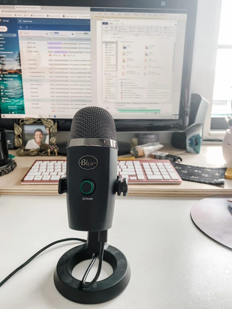 How to Start a Podcast - Beginners Guide